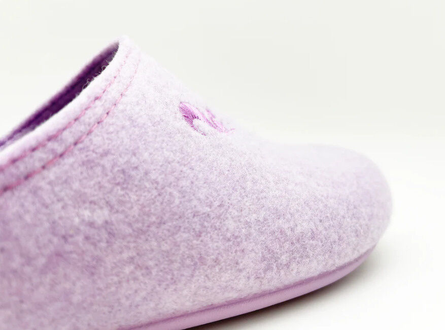6b7d304f0f6466e2d0f31877ad7c5ed296f0cde8_MS_0009703_003_image_4_63f787677e8b3 Recycled PET Slipper Kids vegan lilac (K)