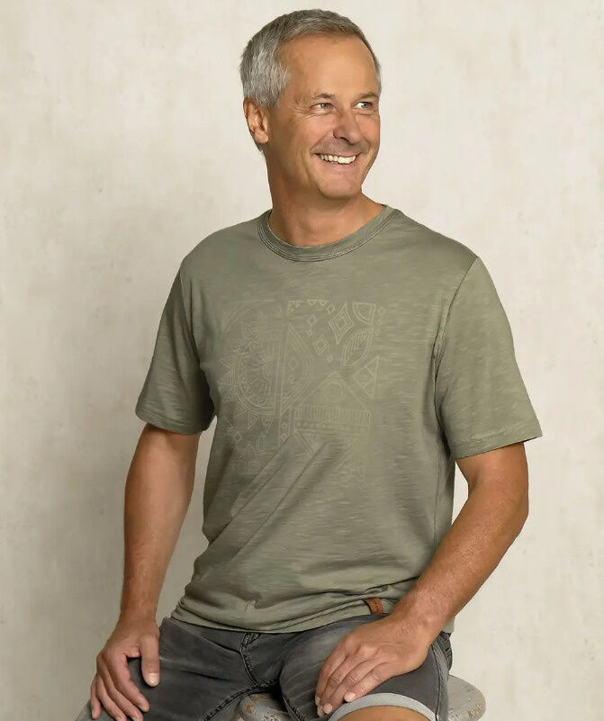 8a33495f77c6b49811bf720e667b808a62ad1528_MS_0009207_010_image_1_63f4d7e686b7a T-Shirt Men Ethno