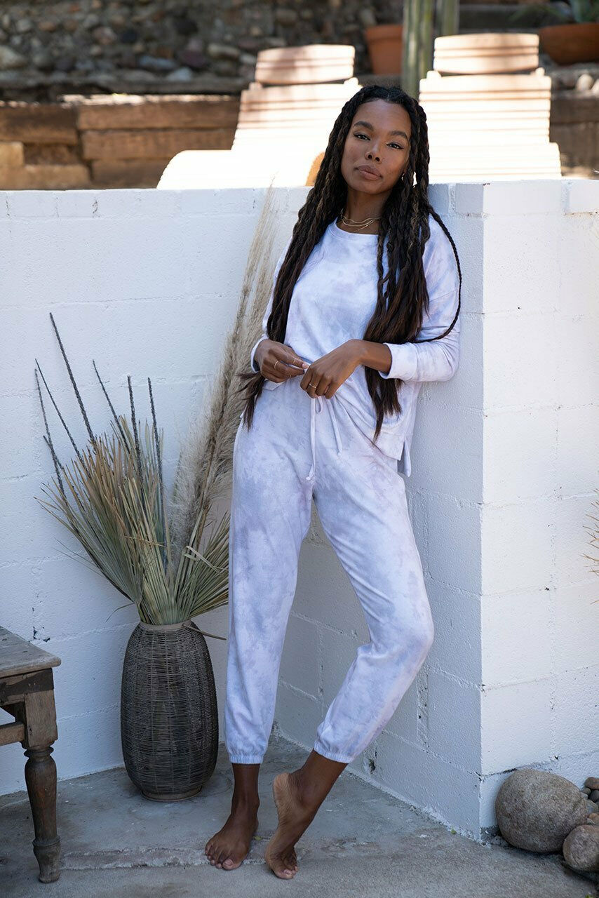 9bb00a9130a74477e5f5d40b940da5be8a053823_MS_0009799_001_image_4_63f8a075375a5 Weekend Sweatpant Cloud