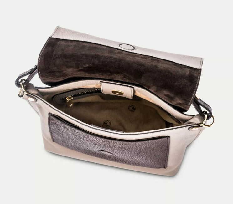 FAVOURITE Messenger Tasche taupe Kalbsleder