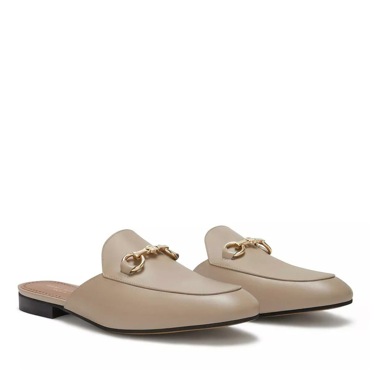 Isabel Bernard Mule