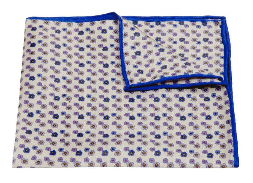 HANDROLLIERTES EINSTECKTUCH AUS SEIDEN-TWILL MIT BLÜTEN-MUSTER