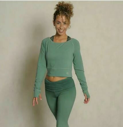 Longsleeve Crop Top Bambus green