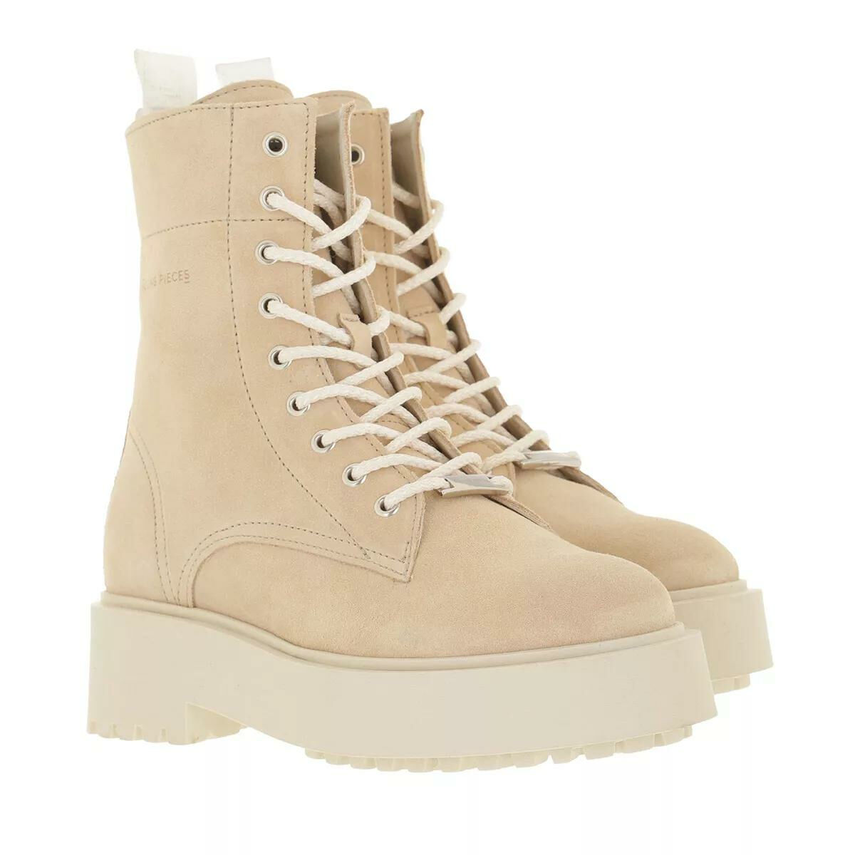 Filling Pieces Schnürstiefel