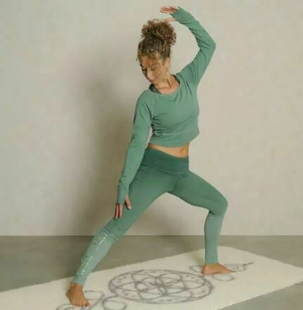 Longsleeve Crop Top Bambus green