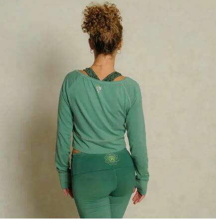 Longsleeve Crop Top Bambus green