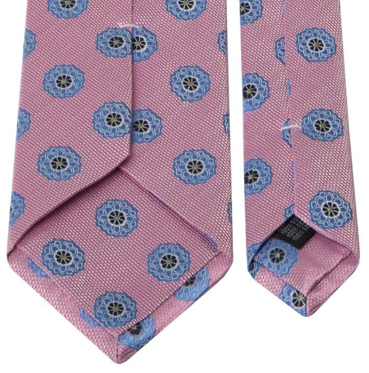 SEIDEN-JACQUARD KRAWATTE MIT HELLBLAUEM BLÜTEN-MUSTER