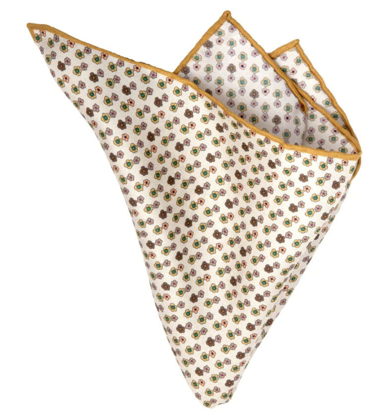 HANDROLLIERTES EINSTECKTUCH AUS SEIDEN-TWILL MIT BLÜTEN-MUSTER