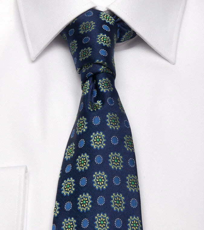 SEIDEN-JACQUARD KRAWATTE MIT GEOMETRISCHEM MUSTER