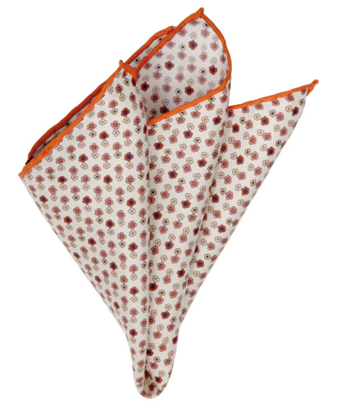 HANDROLLIERTES EINSTECKTUCH AUS SEIDEN-TWILL MIT BLÜTEN-MUSTER