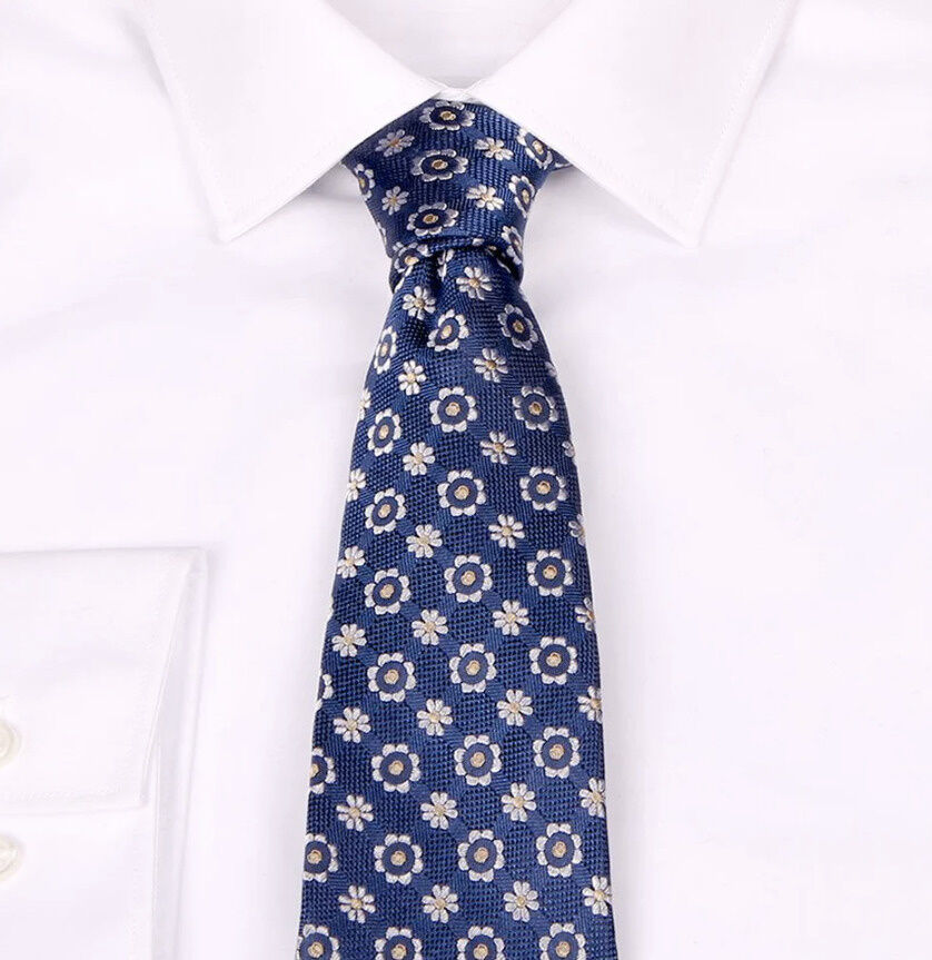 SEIDEN-JACQUARD KRAWATTE MIT FLORALEM MUSTER
