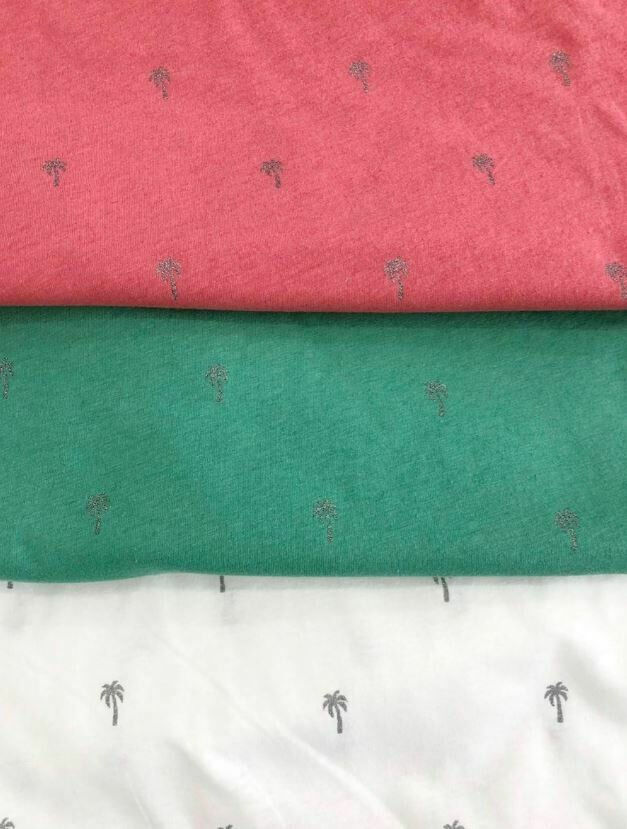 Top mit Palmenprint