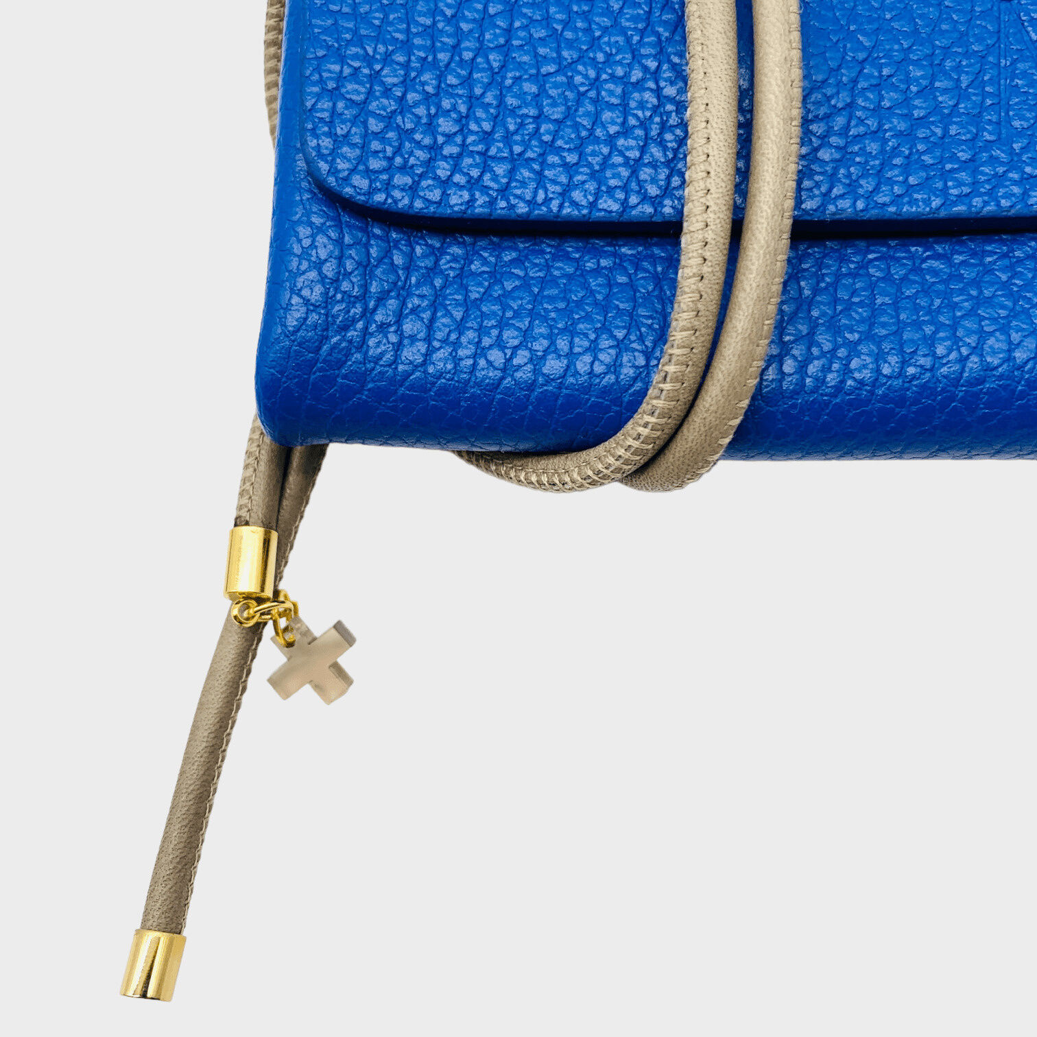 cf92ba9736384e49d0a596587b44e563905e4da9_MS_0008867_002_image_3_6399cd25d37b9 Mini Wallet 1.3