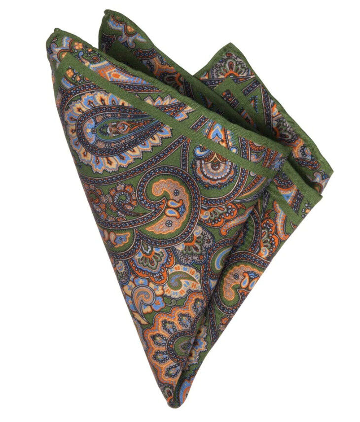 HANDROLLIERTES EINSTECKTUCH AUS SEIDEN-TWILL MIT PAISLEY-MUSTER