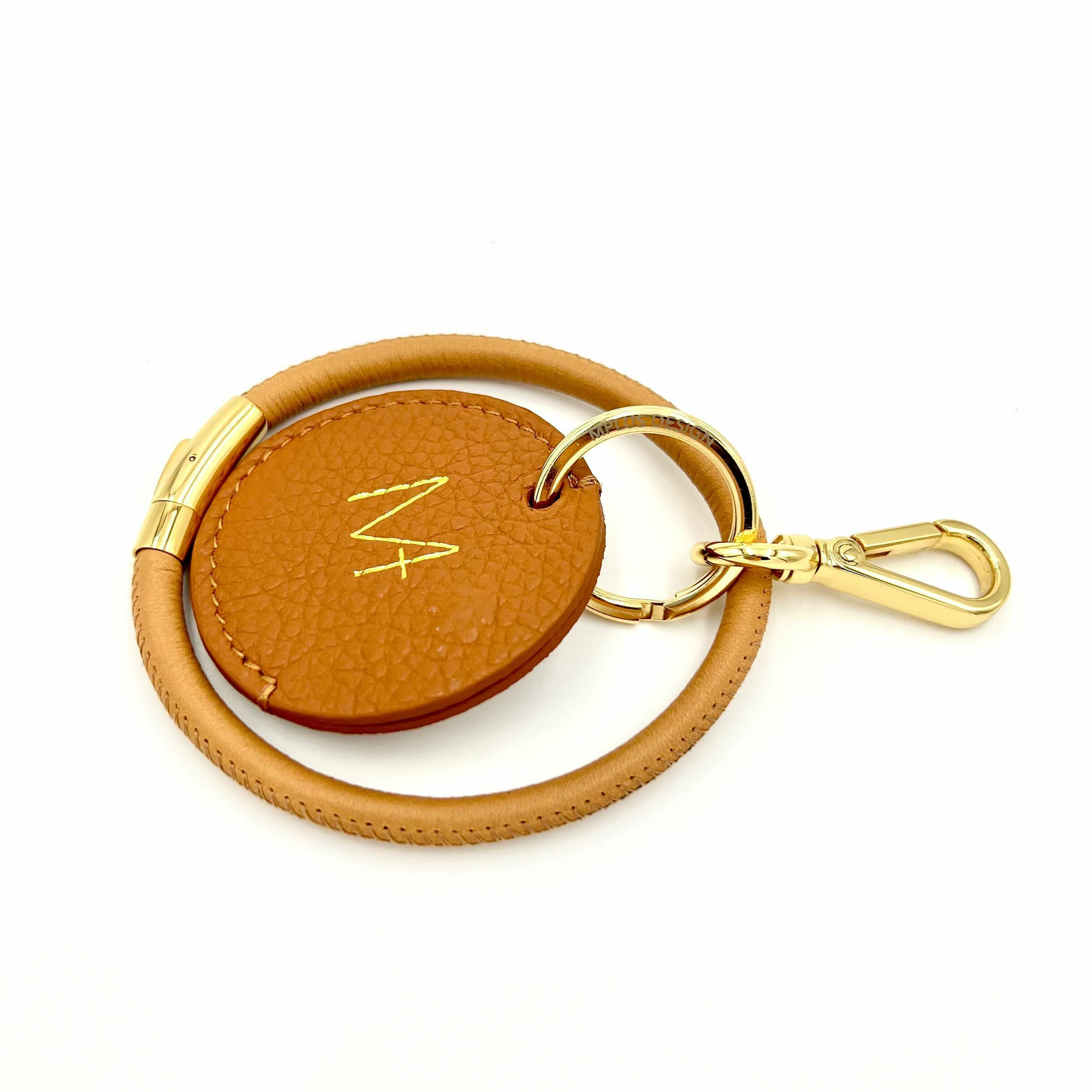 028827c1fbdbf1a49e55f3a1abd3da76bab8606c_MS_0001097_002_image_2_6317395ace533 Key bracelet 3.0